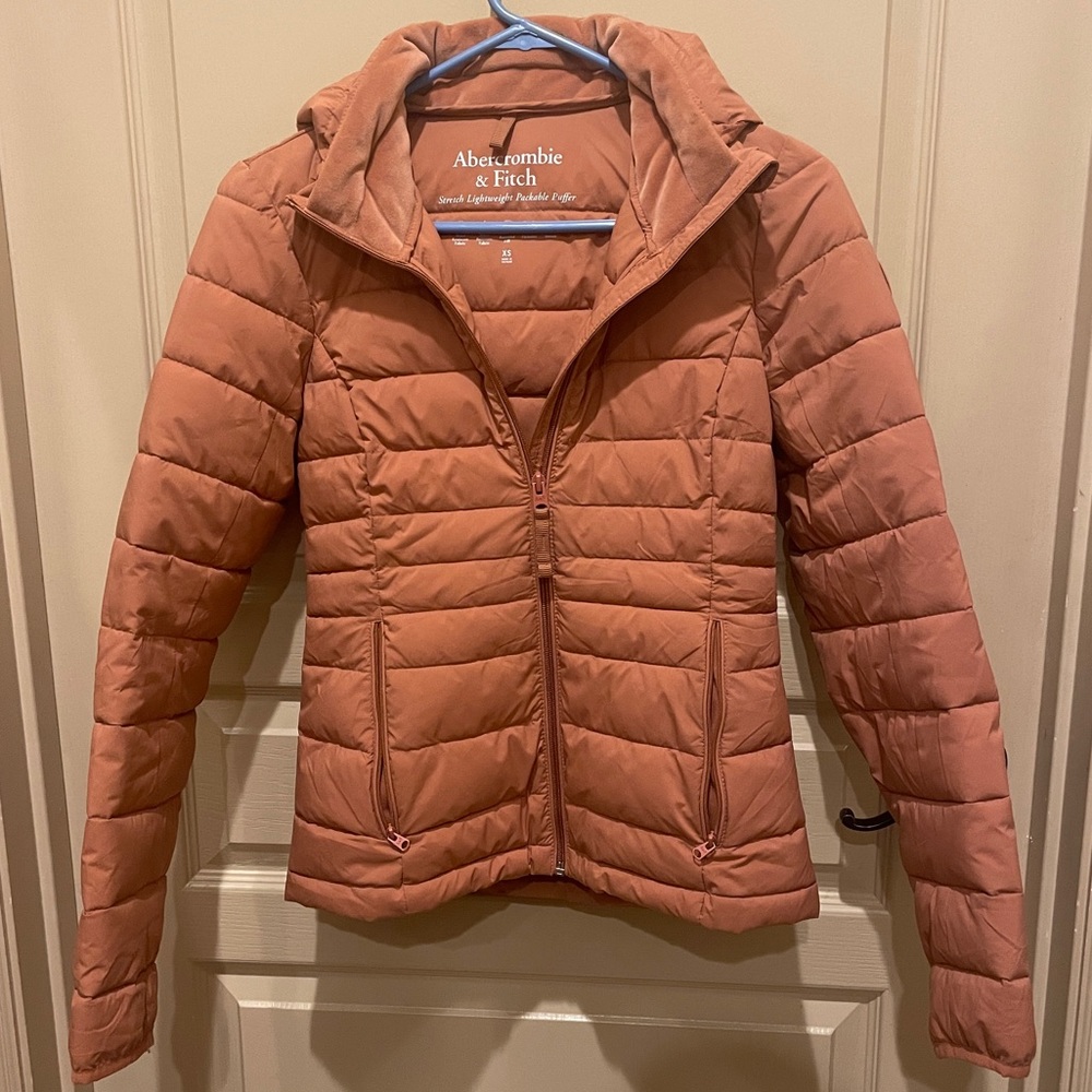Abercrombie mauve pink puffer coat XS